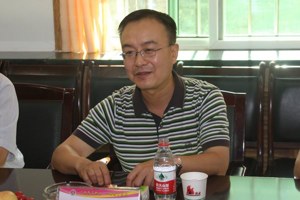 省国资委党风室主任魏国林在会上讲话 省国资委党风室主任魏国林在会上讲话