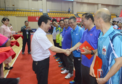 陕煤集团追赶超越杯乒乓球比赛折射陕煤职工